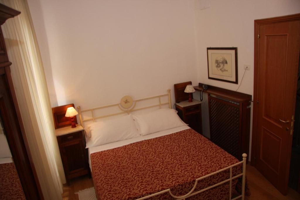 Hotel Morlacchi Perúgia Quarto foto